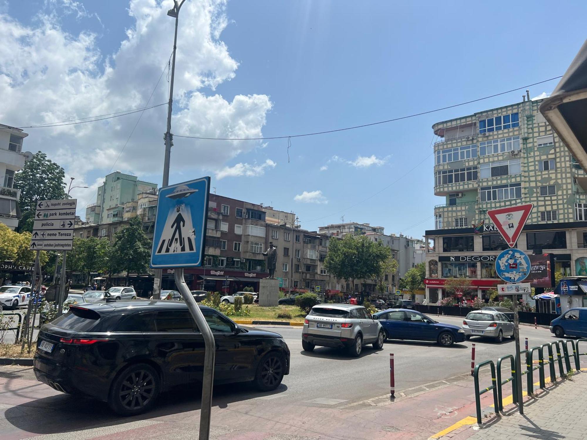 Blloku Tirana Studio Exterior foto